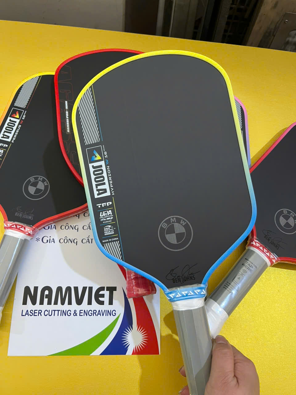 Khắc Laser Trên Vợt Pickleball – KHẮC LASER VỢT THEO YÊU CẦU