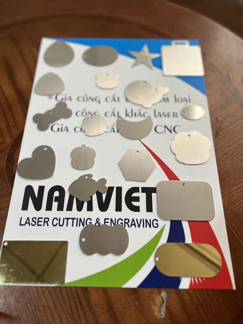 HOT TREND 2026: THẺ TÊN THÚ CƯNG INOX KHẮC LASER – PHỤ KIỆN NHỎ NHƯNG CÓ THỂ GIÚP TÌM LẠI 