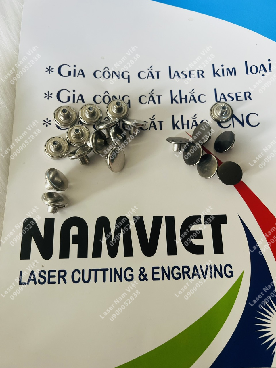 Cung Cấp Nút Áo, Cúc Áo, Nút Jean Khắc Logo Theo Yêu Cầu Giá Rẻ